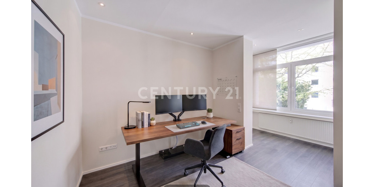 Homeoffice / Durchgangszimmer - Möbel mit KI hinzugefügt
